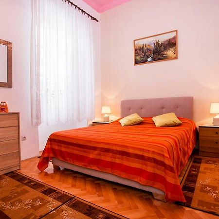 Emanuel Apartman Pula Exteriér fotografie