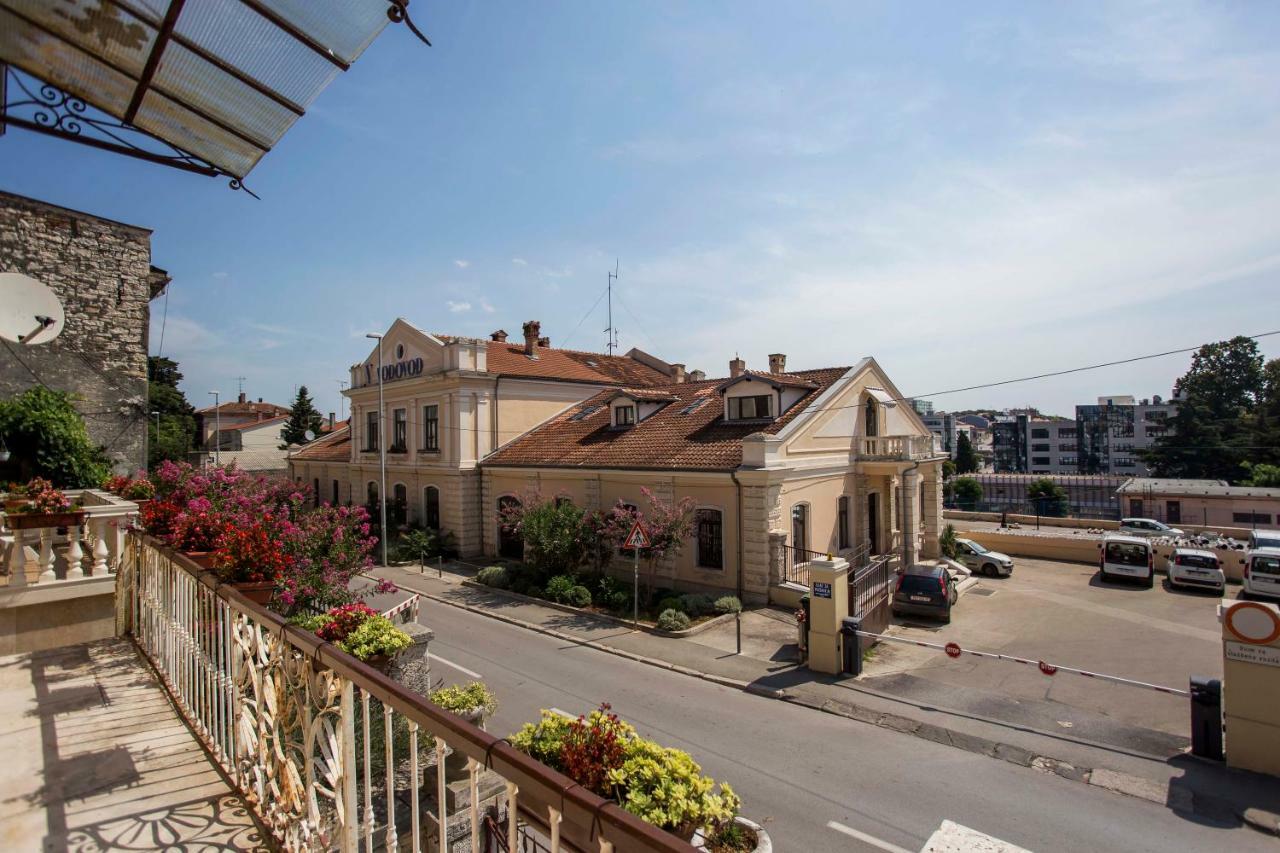 Emanuel Apartman Pula Exteriér fotografie