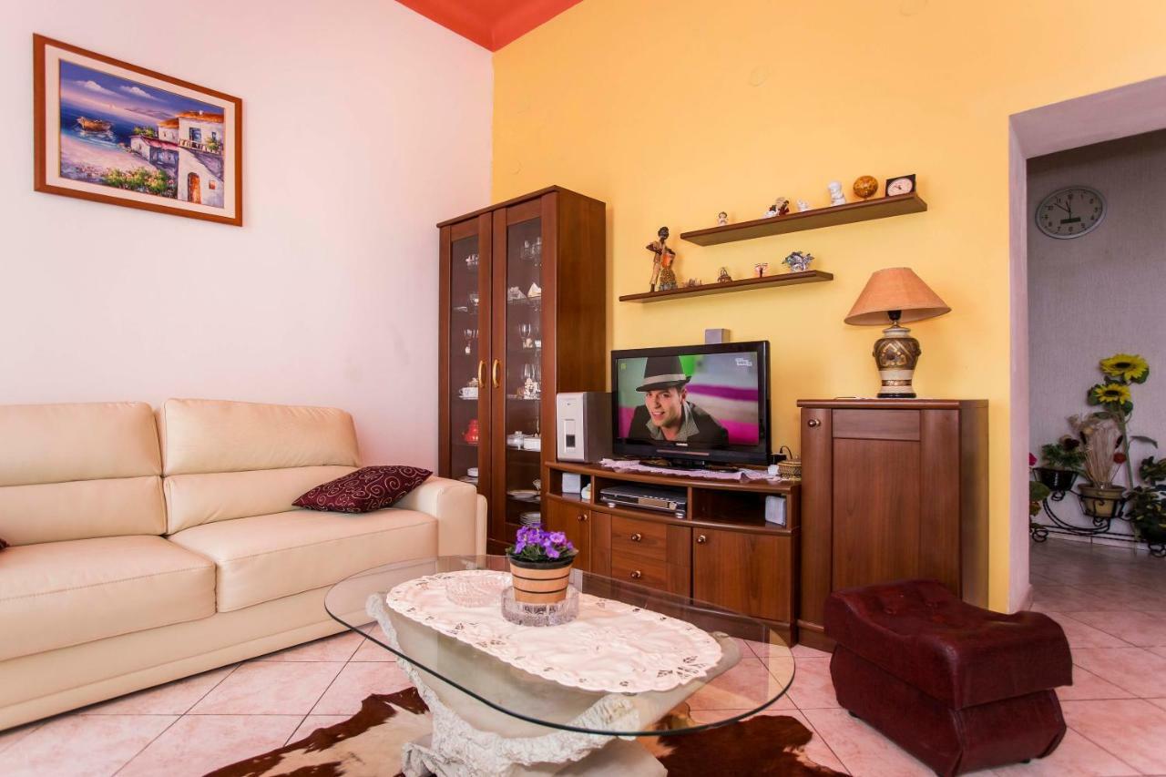 Emanuel Apartman Pula Exteriér fotografie