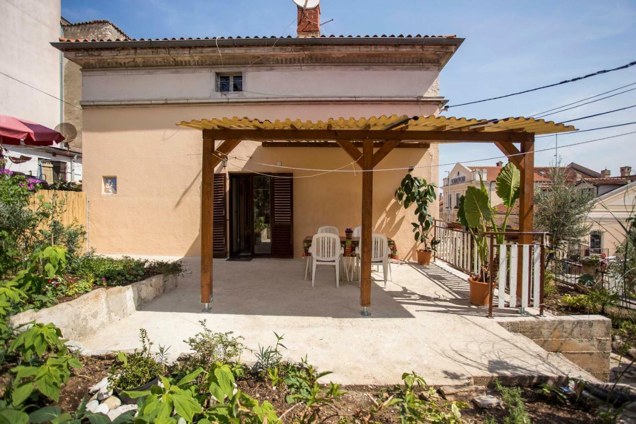 Emanuel Apartman Pula Exteriér fotografie