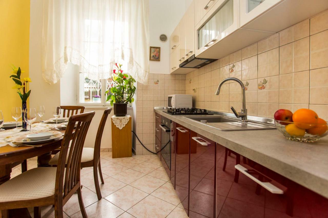 Emanuel Apartman Pula Exteriér fotografie