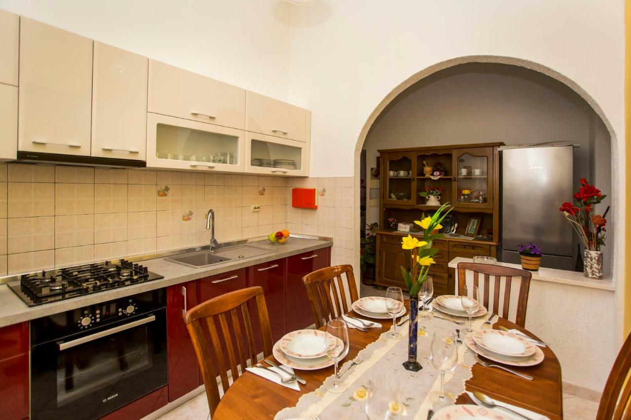 Emanuel Apartman Pula Exteriér fotografie