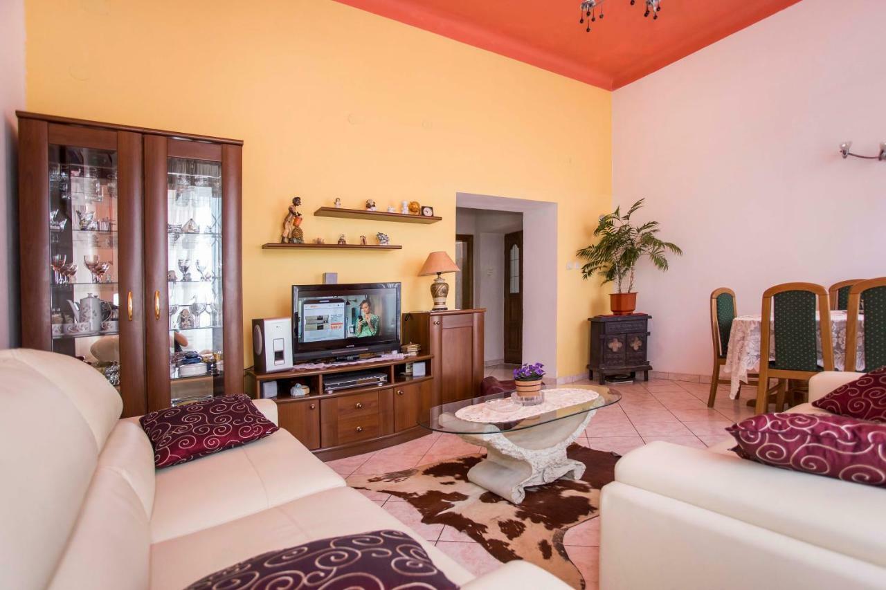 Emanuel Apartman Pula Exteriér fotografie